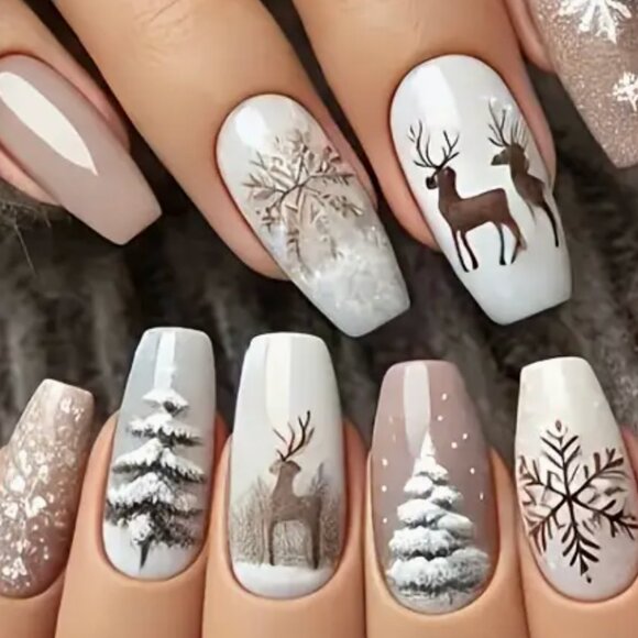 🍸❤️🎄HOLIDAY NAILS!🎄❤️🍸 - Picture 4 of 5